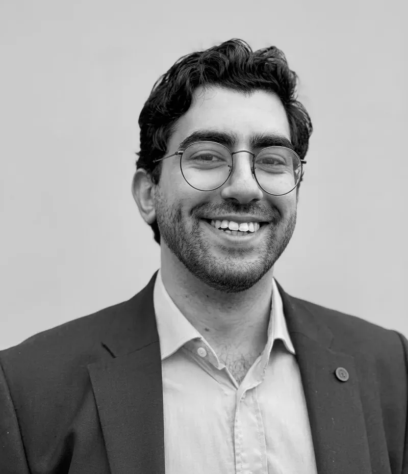 Roy Erzurumluoğlu, AI Specialist